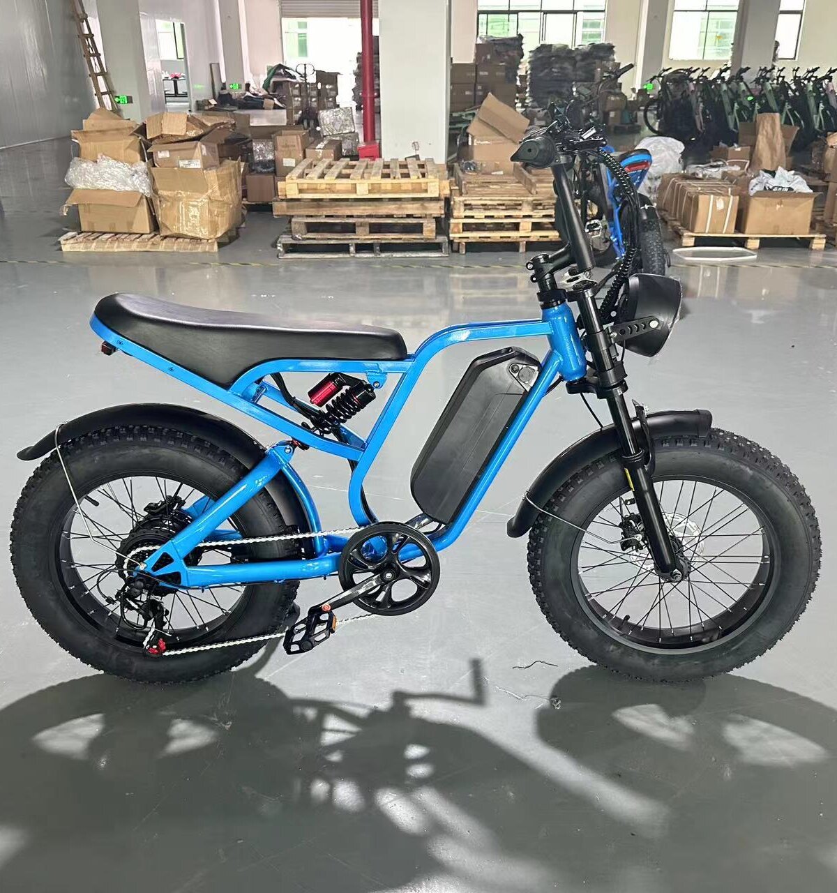 Bluvall SU8 Moped Style Ebike 25mph 80miles full suspension