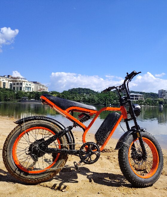 Bluvall SU8 Moped Style Ebike 32mph 80miles full suspension